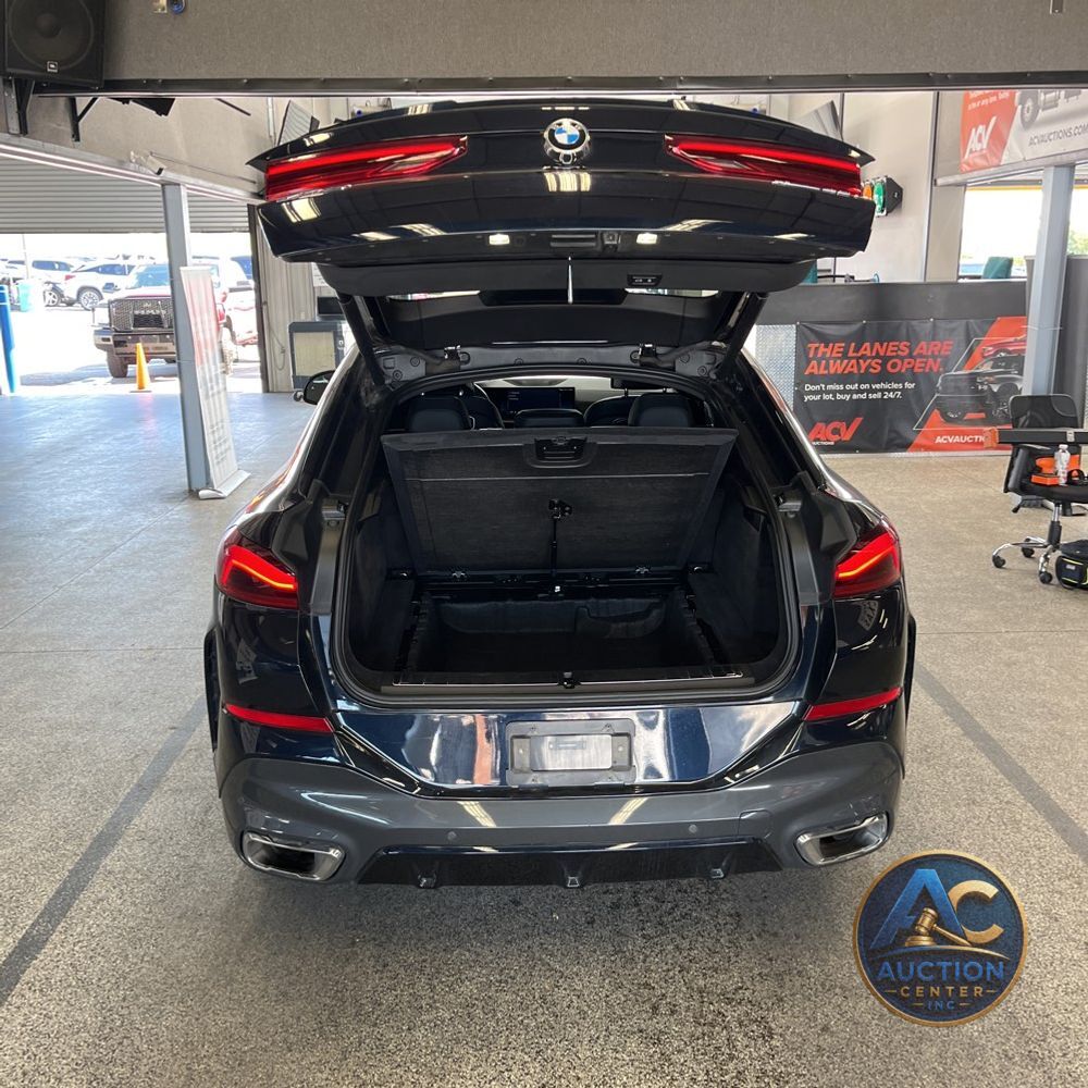 2025 BMW X6 XDrive40i