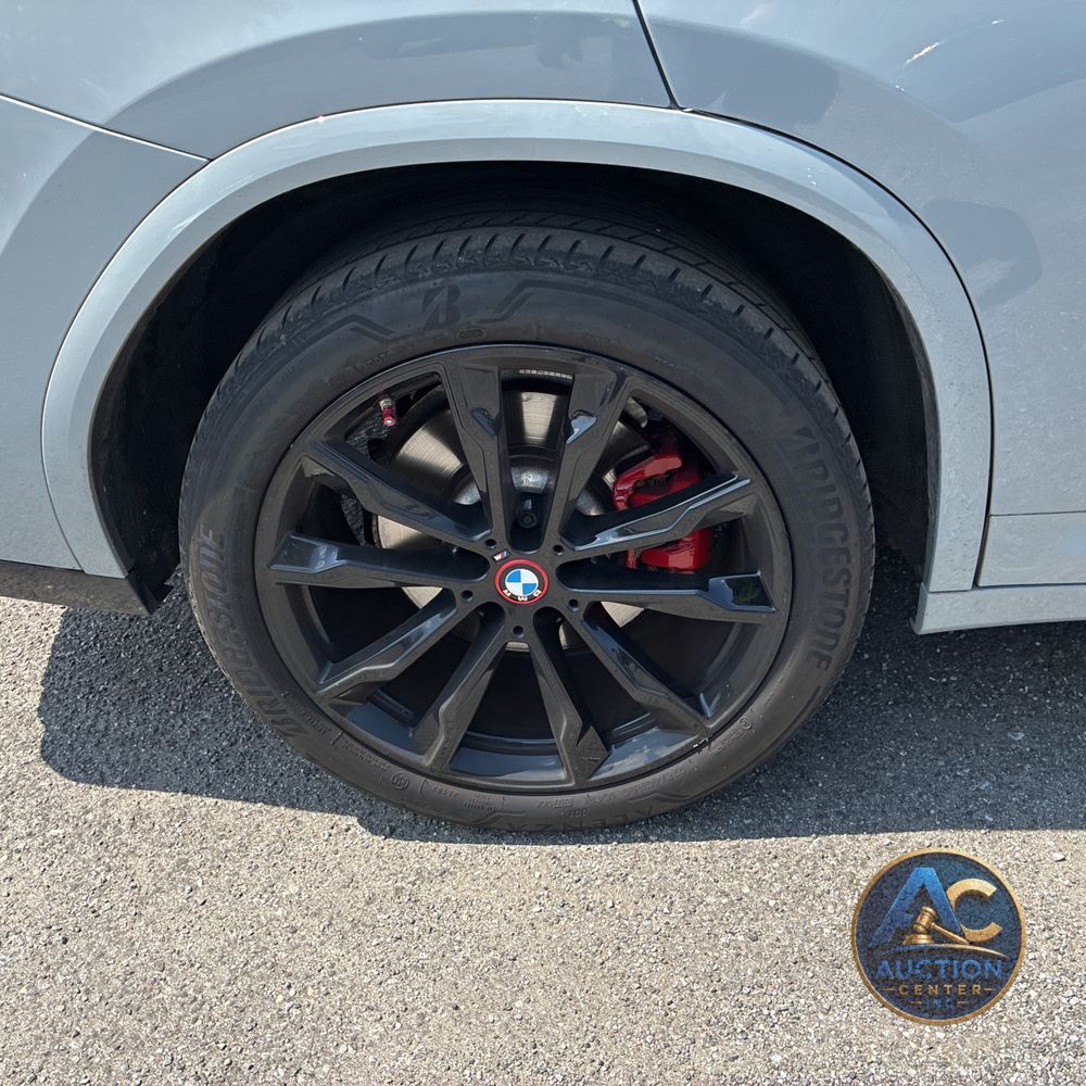 2024 BMW X4 M40i