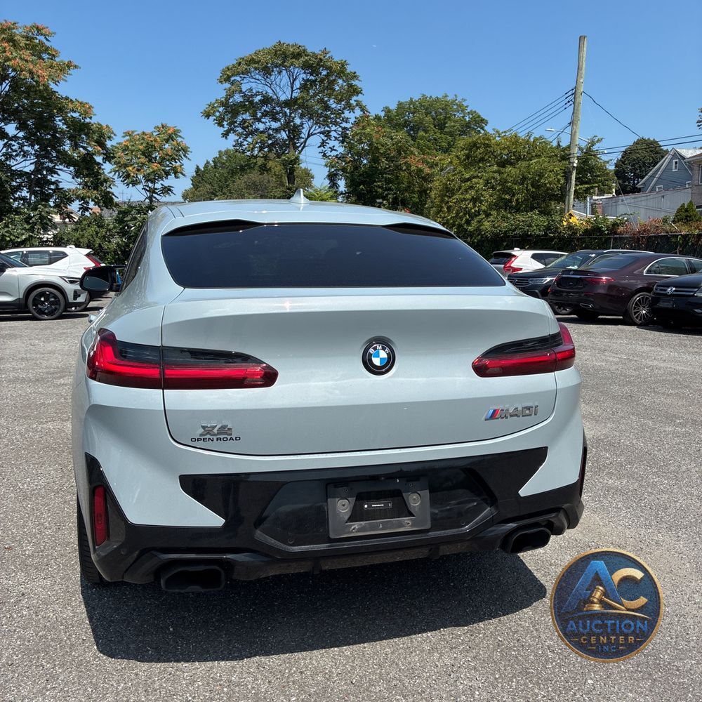 2024 BMW X4 M40i