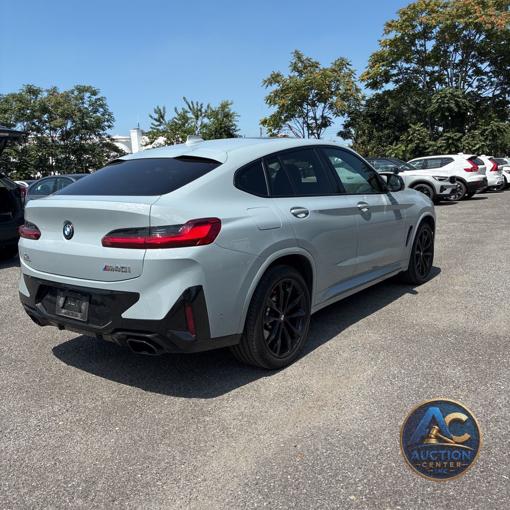2024 BMW X4 M40i