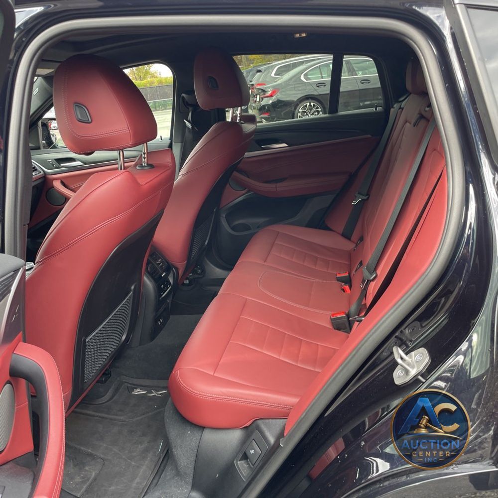 2023 BMW X4 M40i