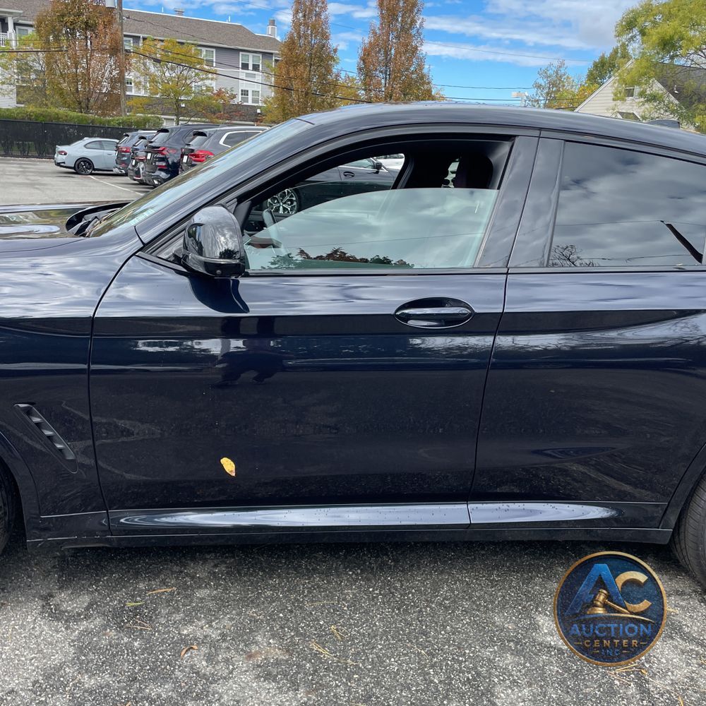 2023 BMW X4 M40i