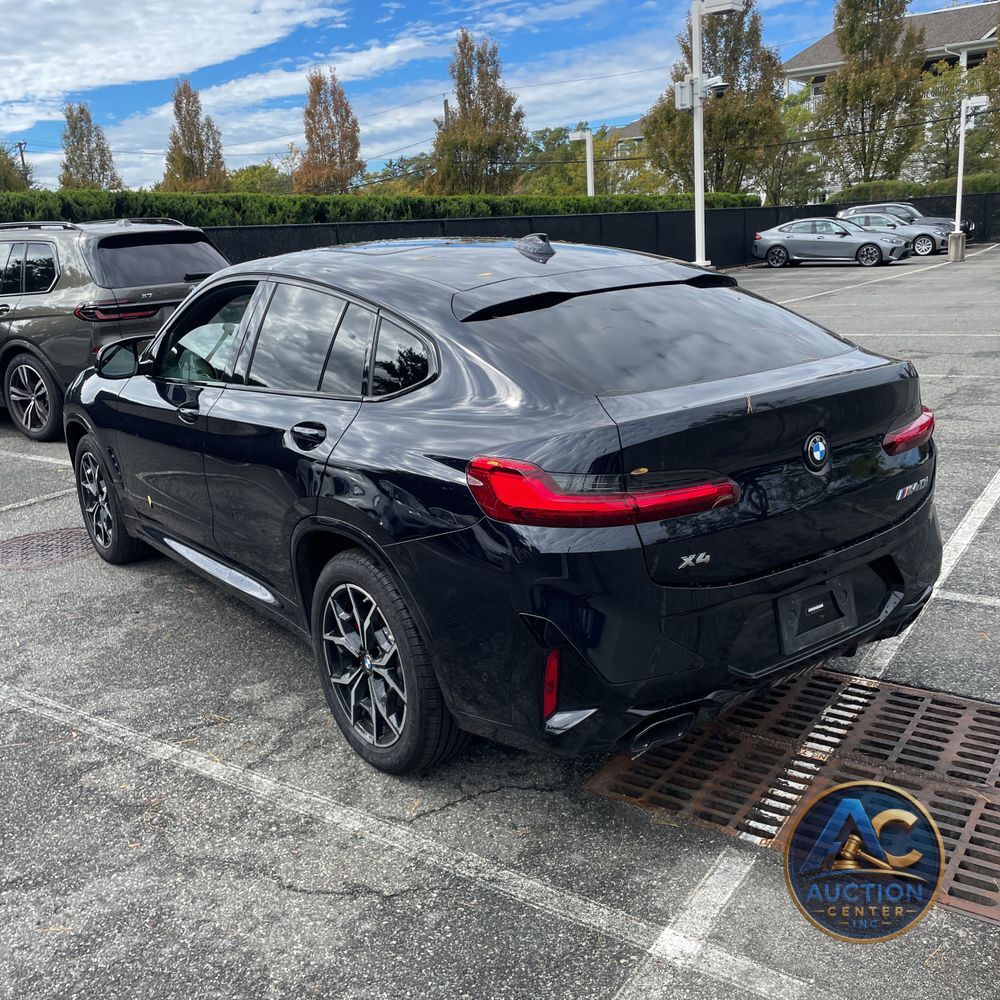 2023 BMW X4 M40i
