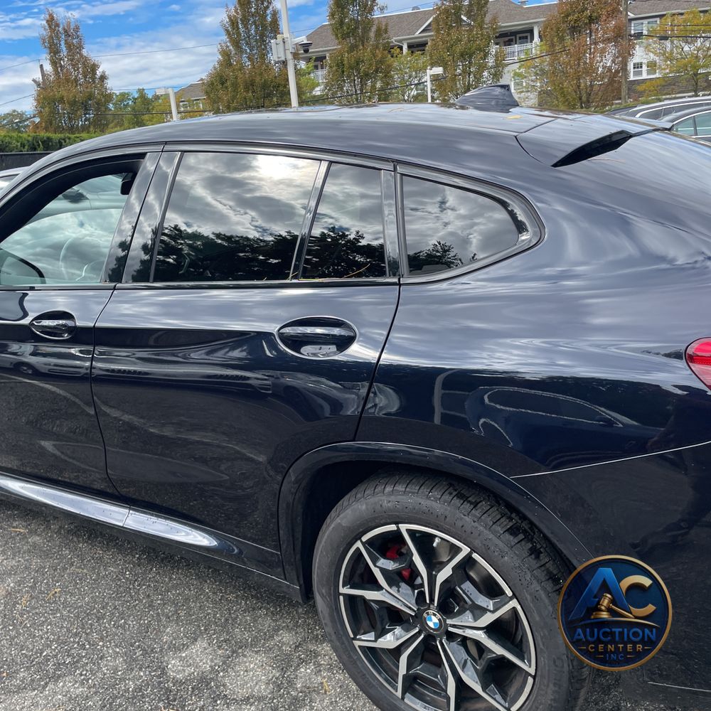 2023 BMW X4 M40i
