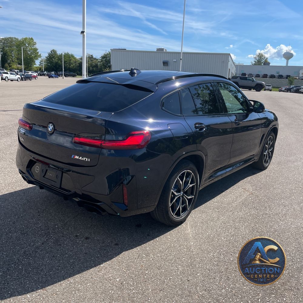2024 BMW X4 M40i
