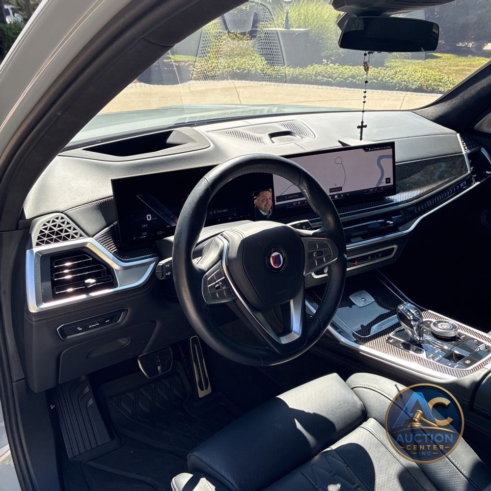 2024 BMW X7 Alpina XB7