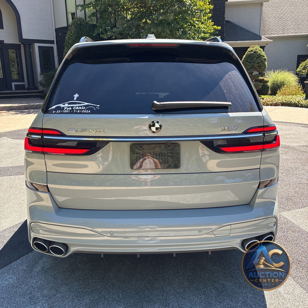 2024 BMW X7 Alpina XB7