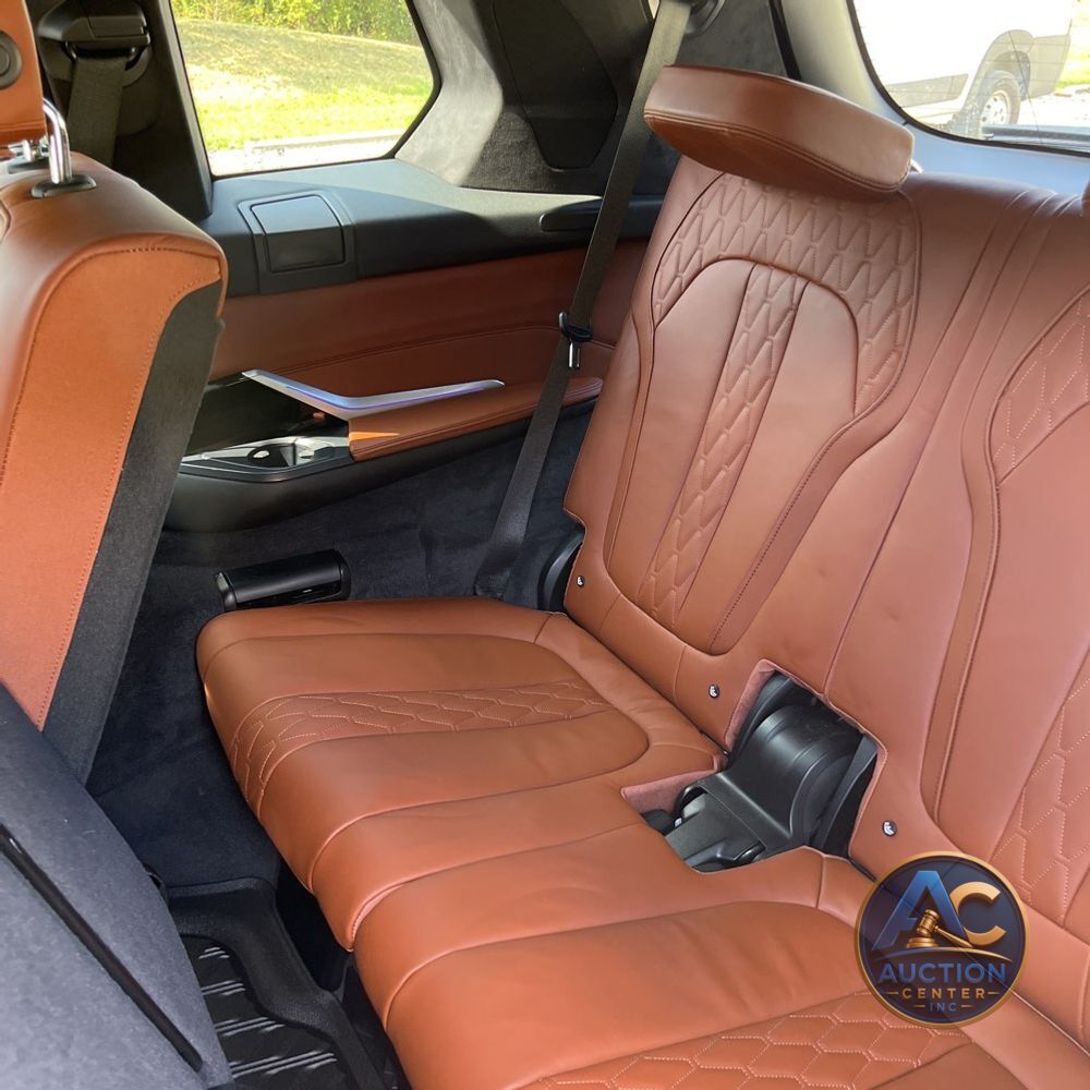 2024 BMW X7 Alpina XB7