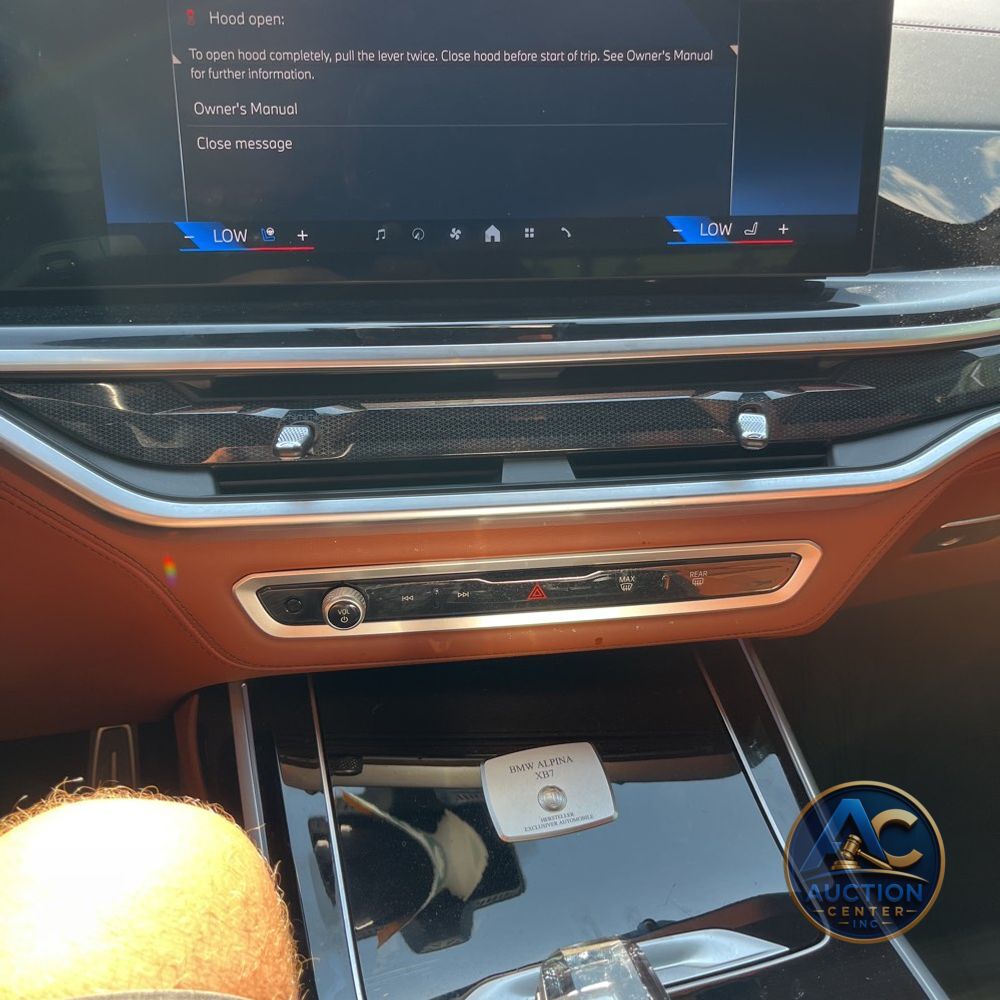 2024 BMW X7 Alpina XB7