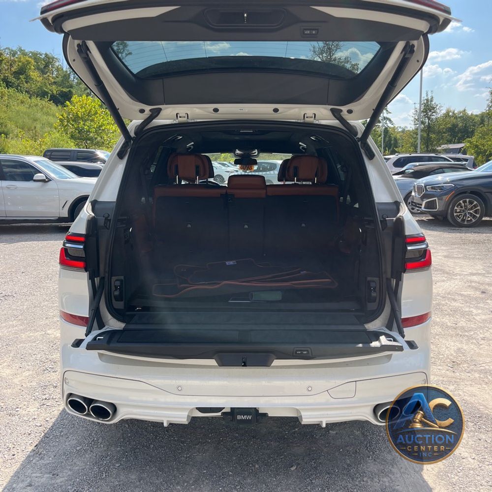 2024 BMW X7 Alpina XB7