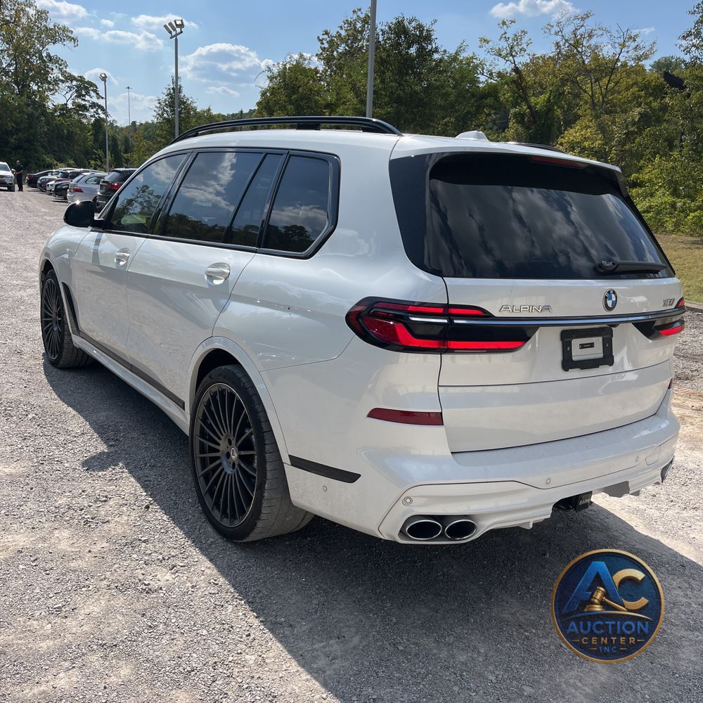 2024 BMW X7 Alpina XB7