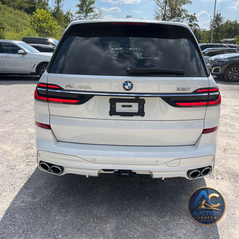 2024 BMW X7 Alpina XB7