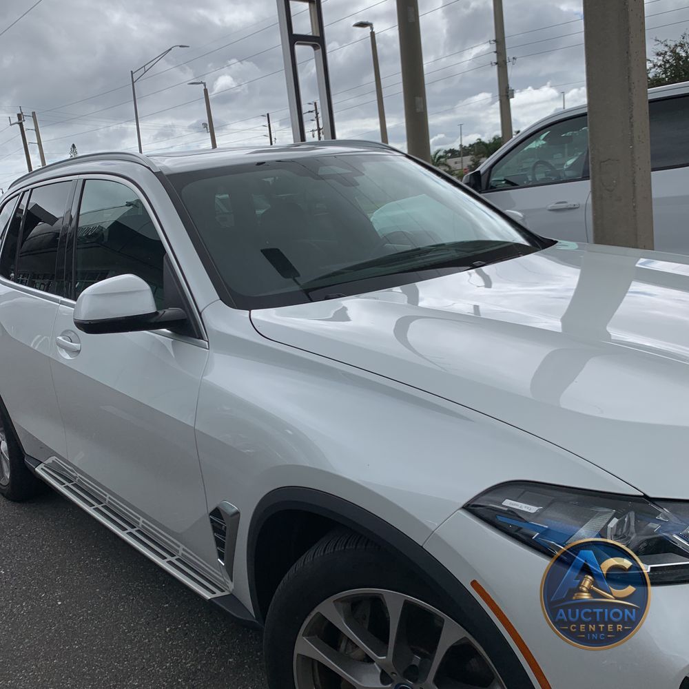 2024 BMW X5 xDrive50e