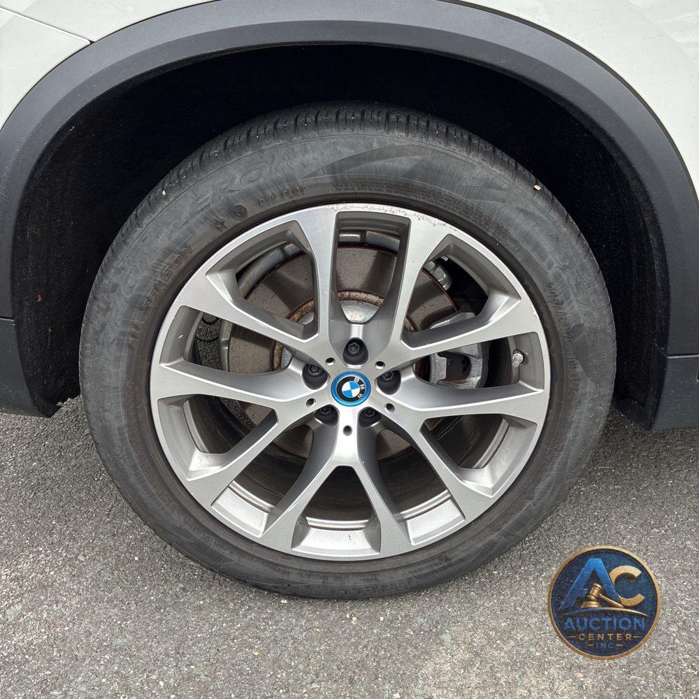 2024 BMW X5 xDrive50e