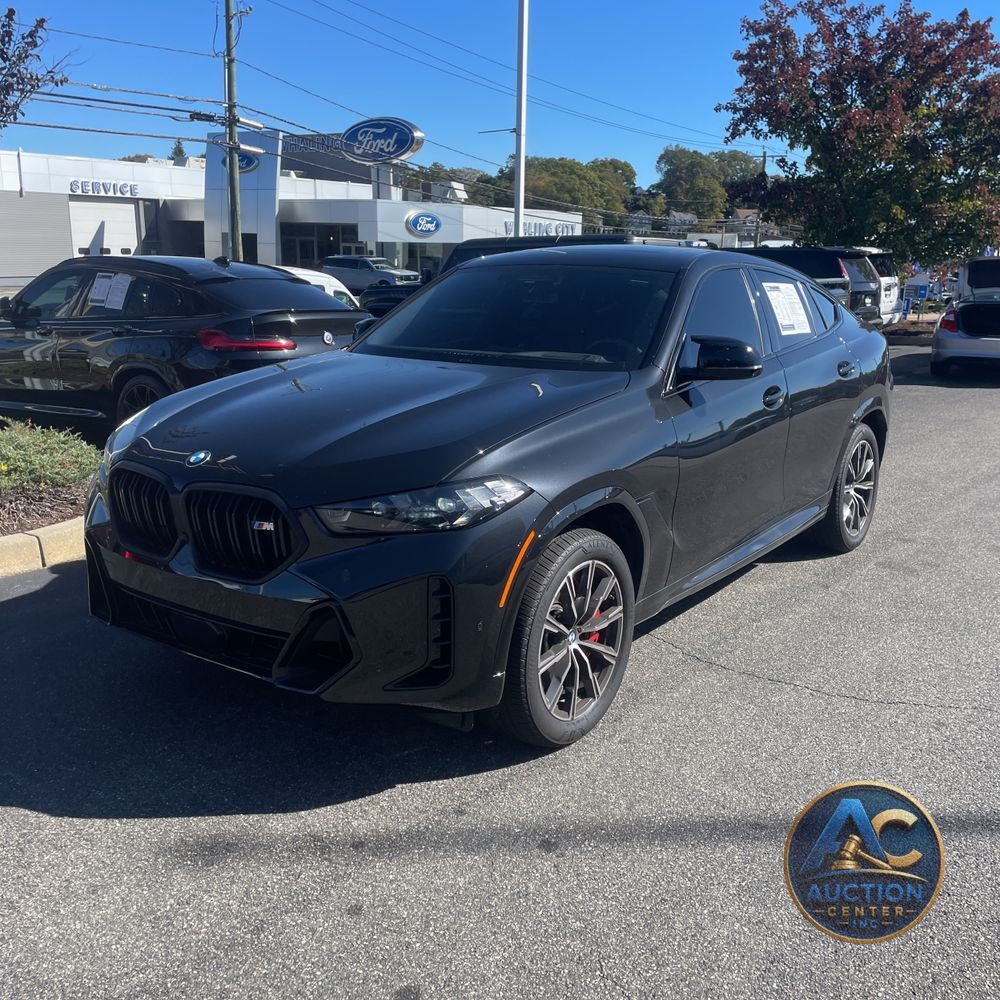 2025 BMW X6 M60i xDrive