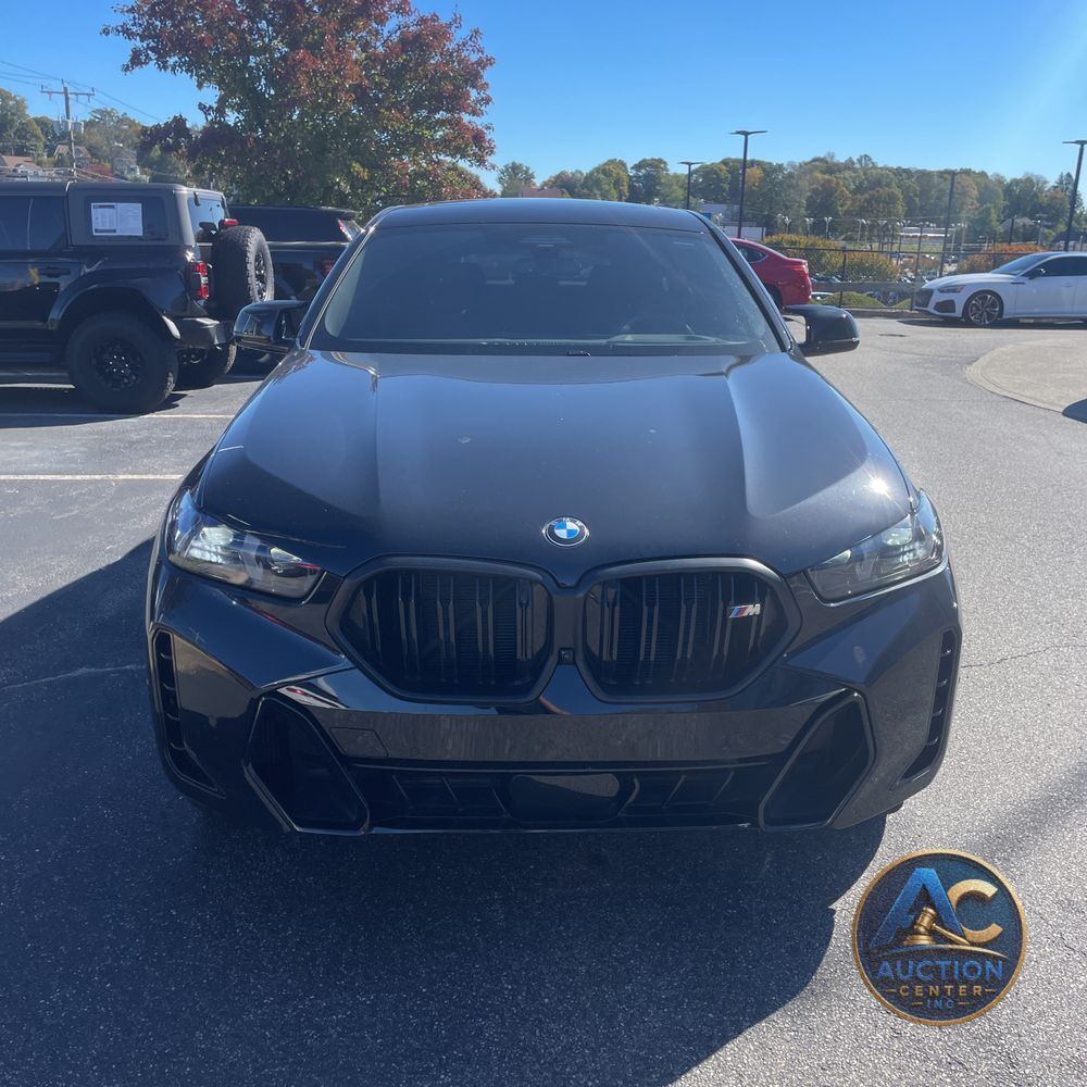 2025 BMW X6 M60i xDrive