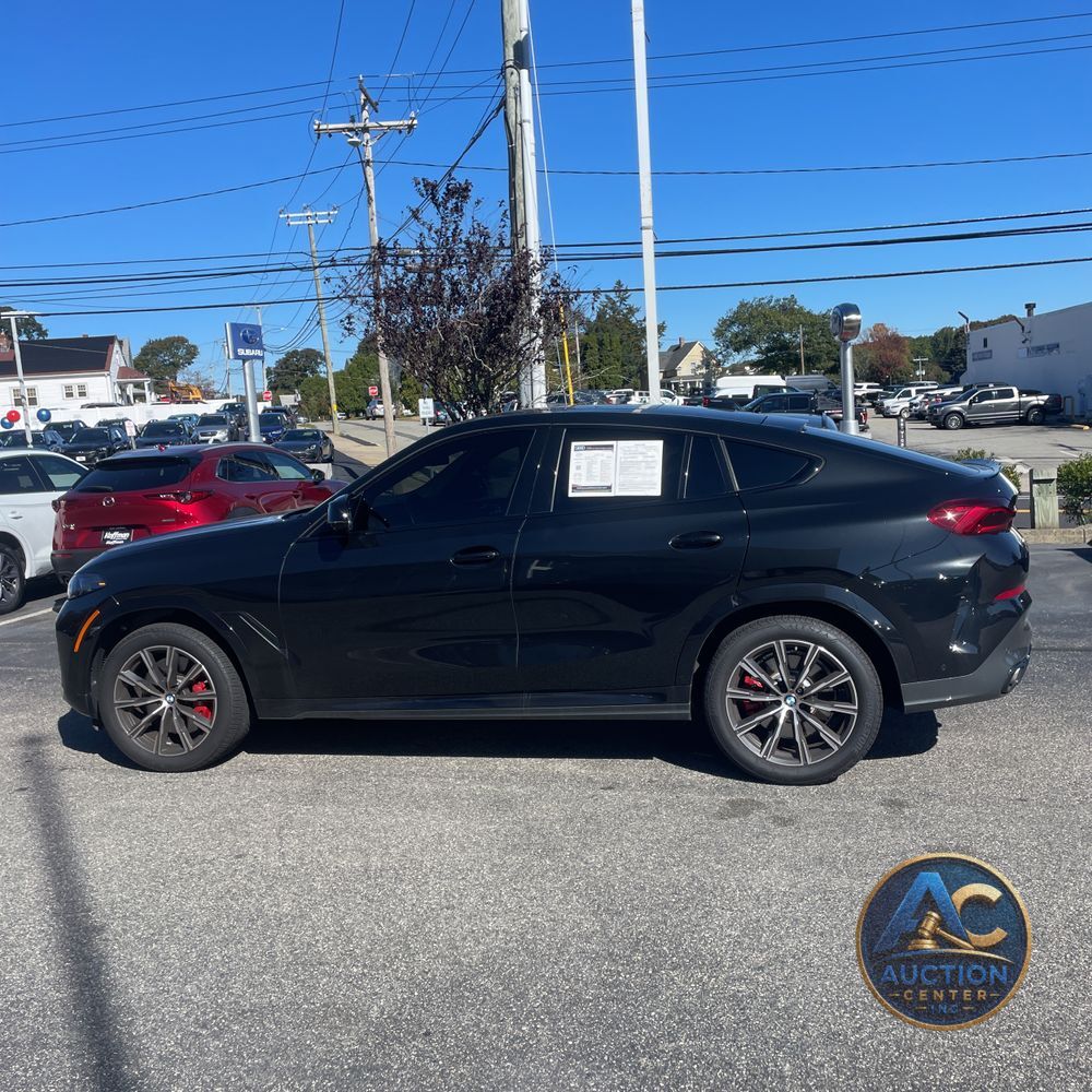 2025 BMW X6 M60i xDrive