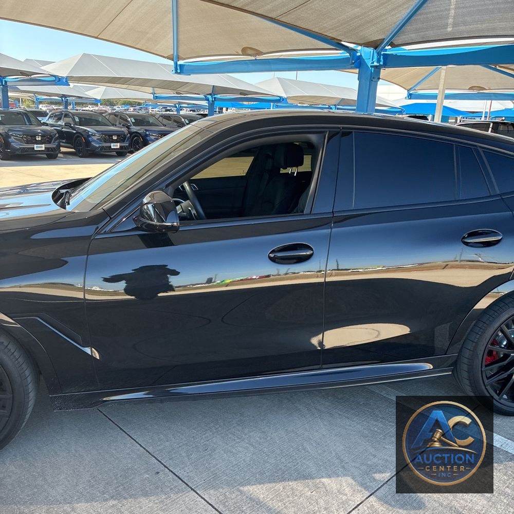2025 BMW X6 M60i xDrive
