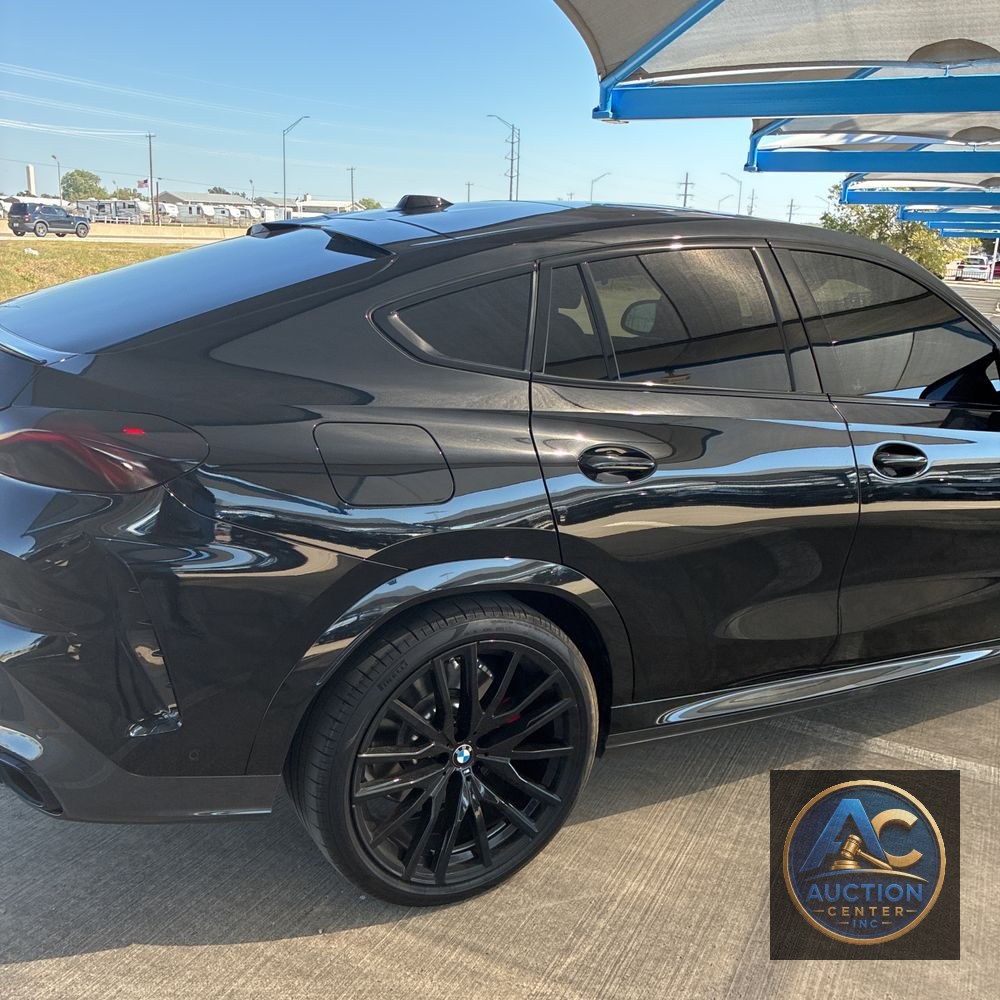 2025 BMW X6 M60i xDrive