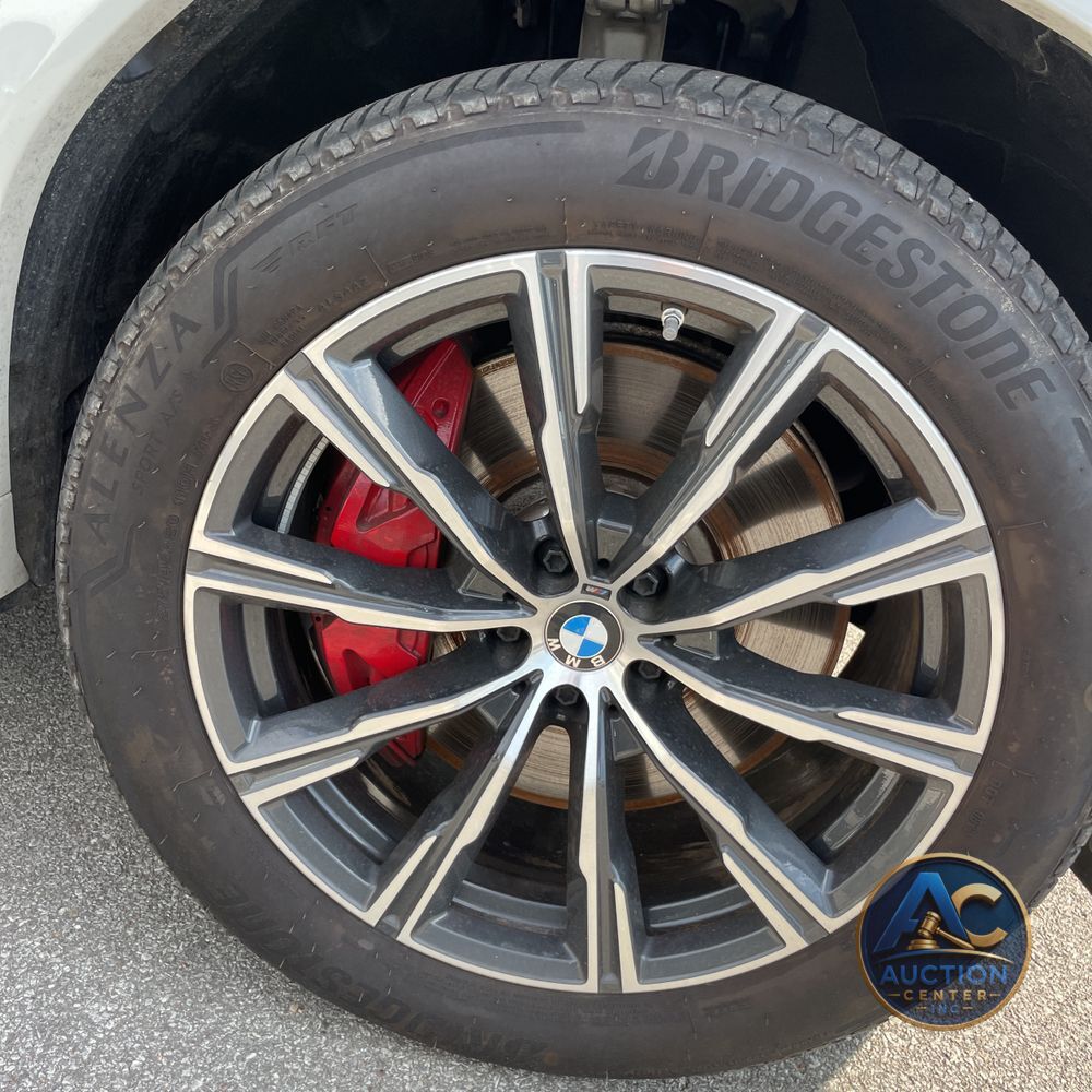 2024 BMW X6 M60i