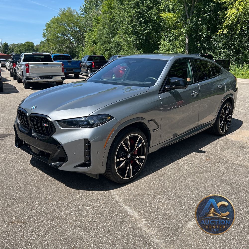 2024 BMW X6 M60i