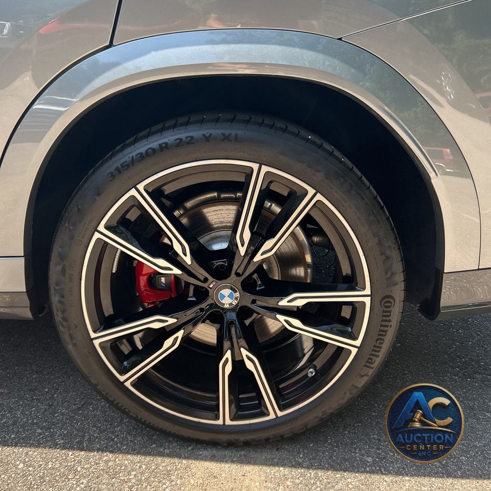 2024 BMW X6 M60i