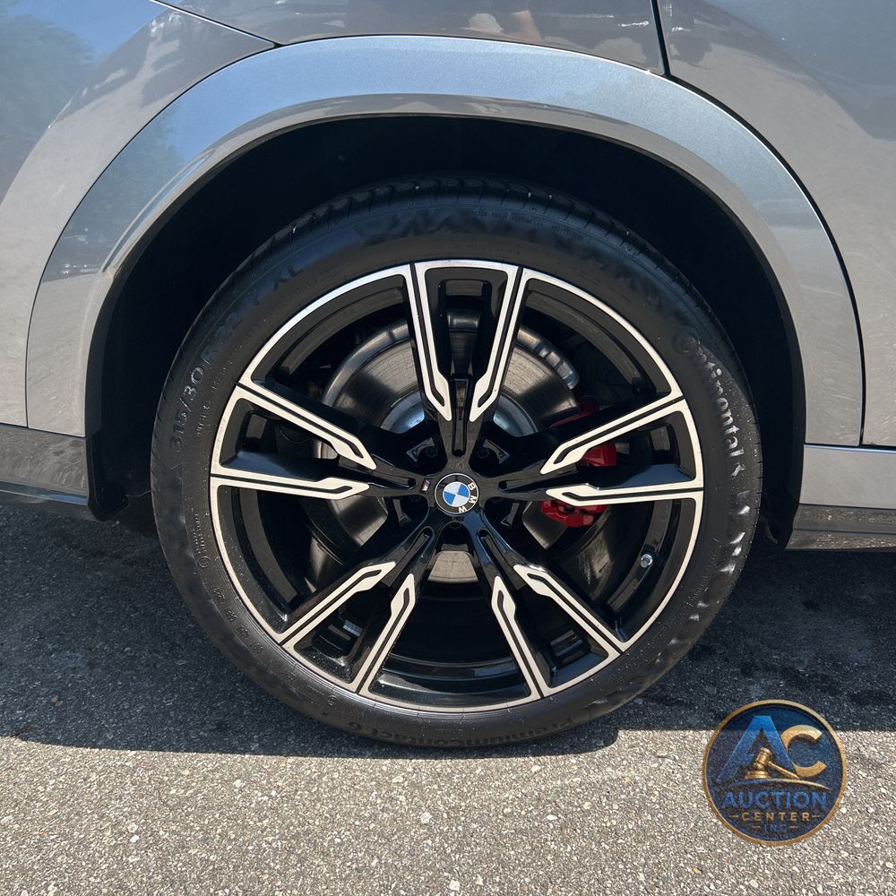 2024 BMW X6 M60i