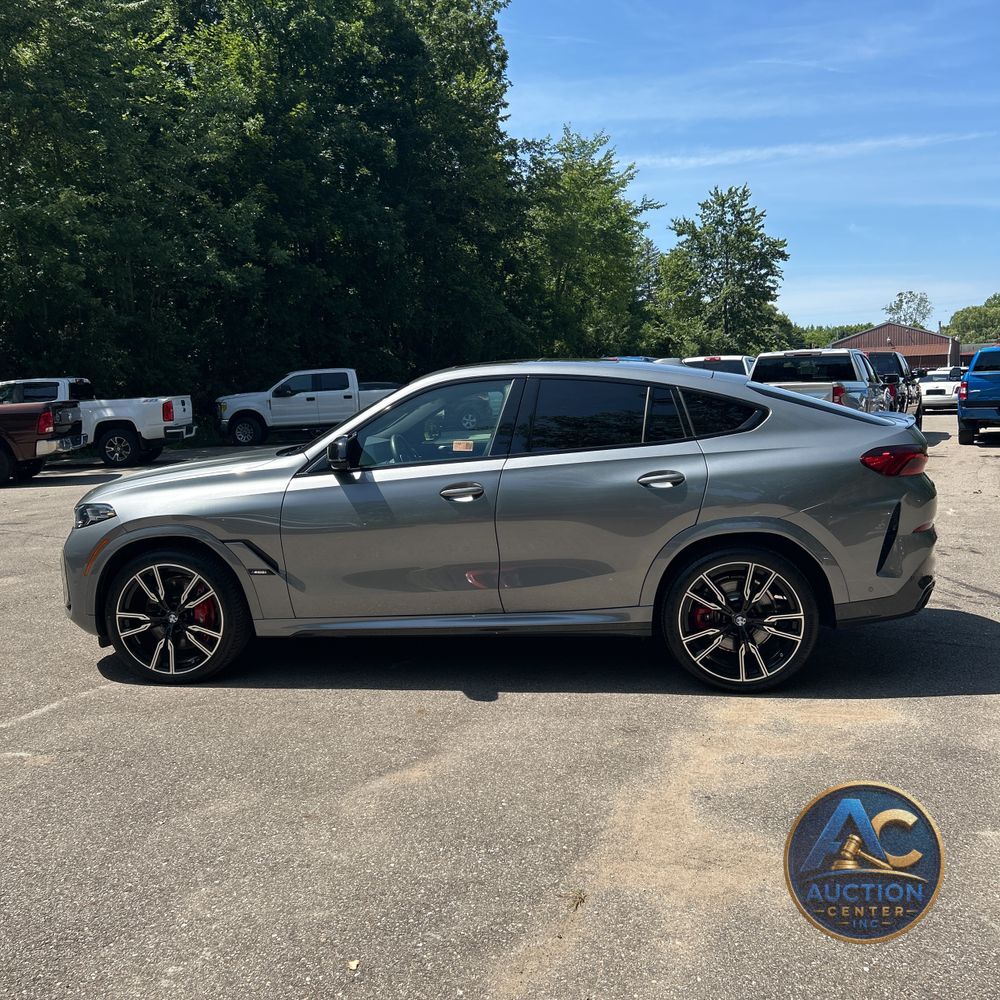 2024 BMW X6 M60i