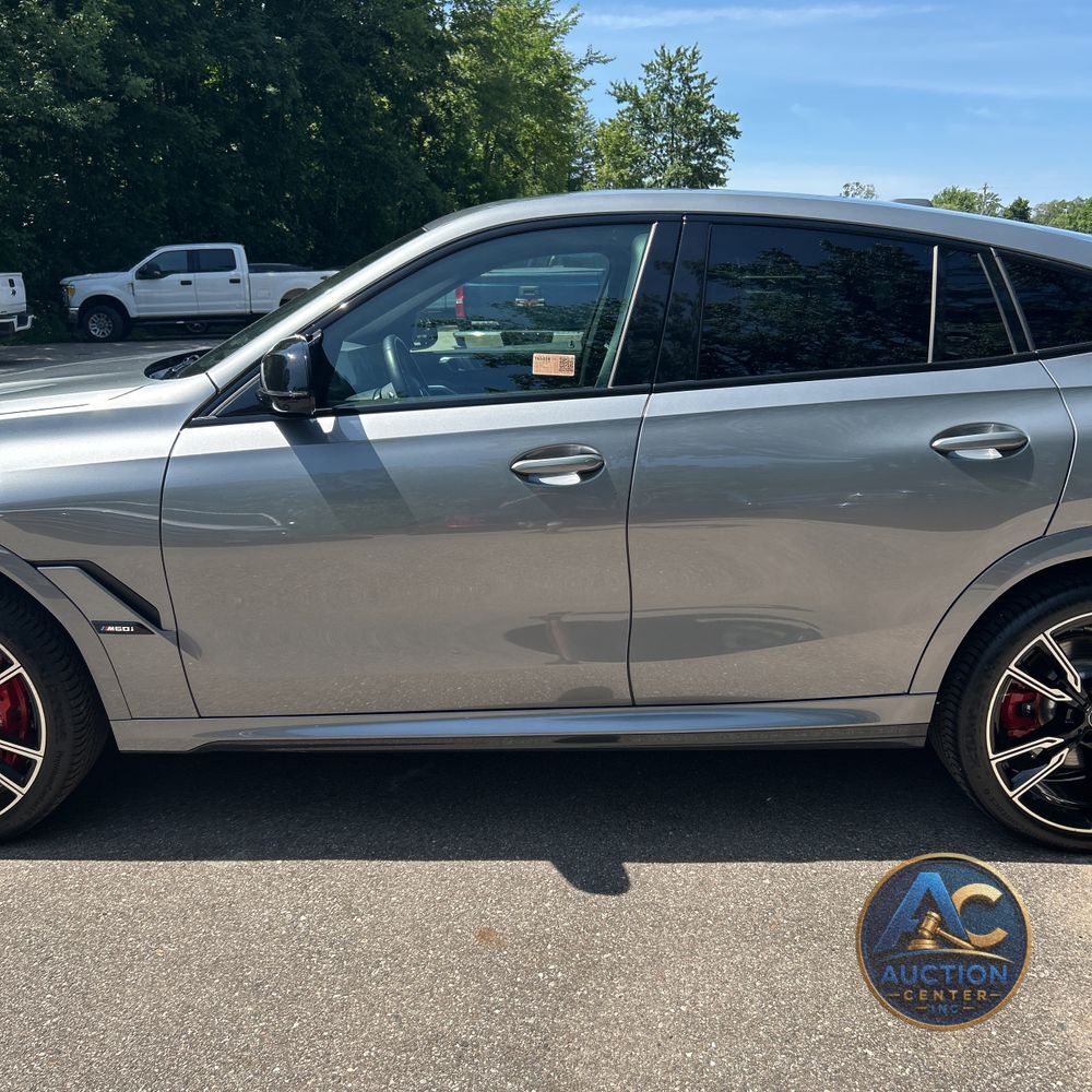 2024 BMW X6 M60i