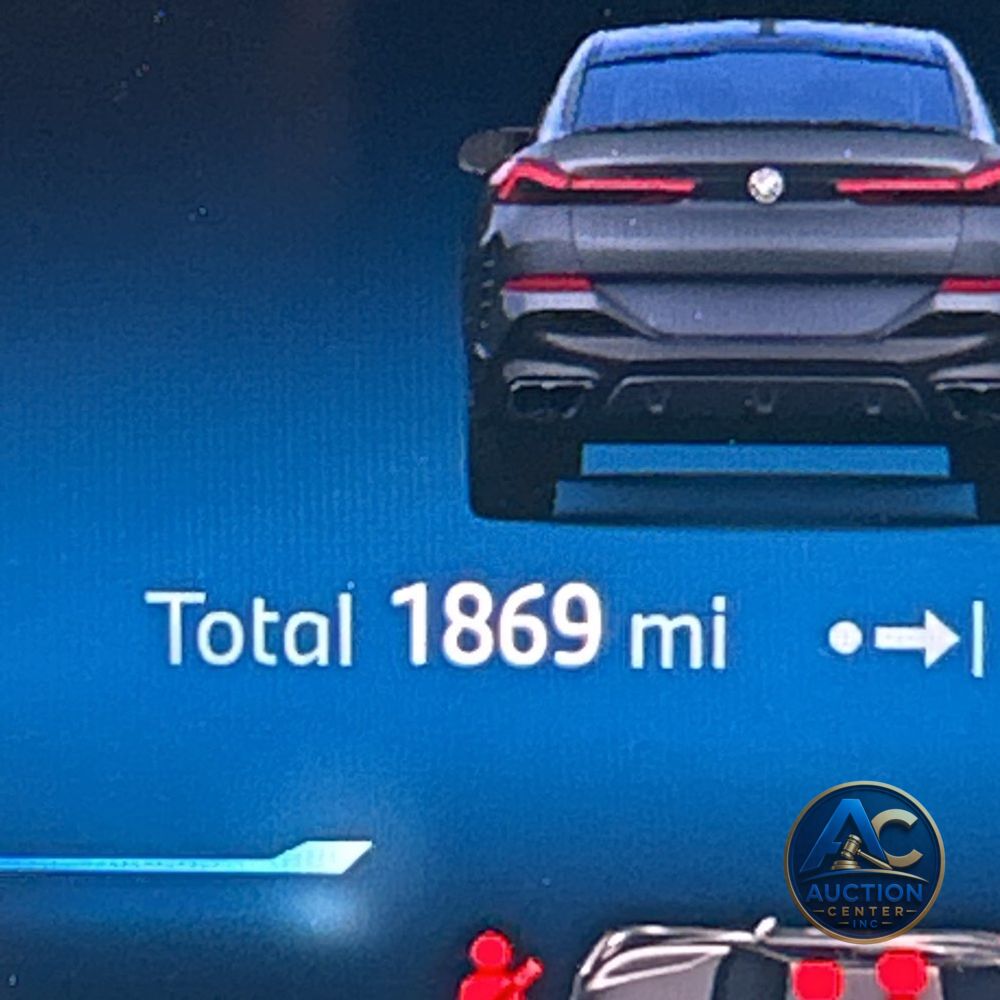2024 BMW X6 M60i