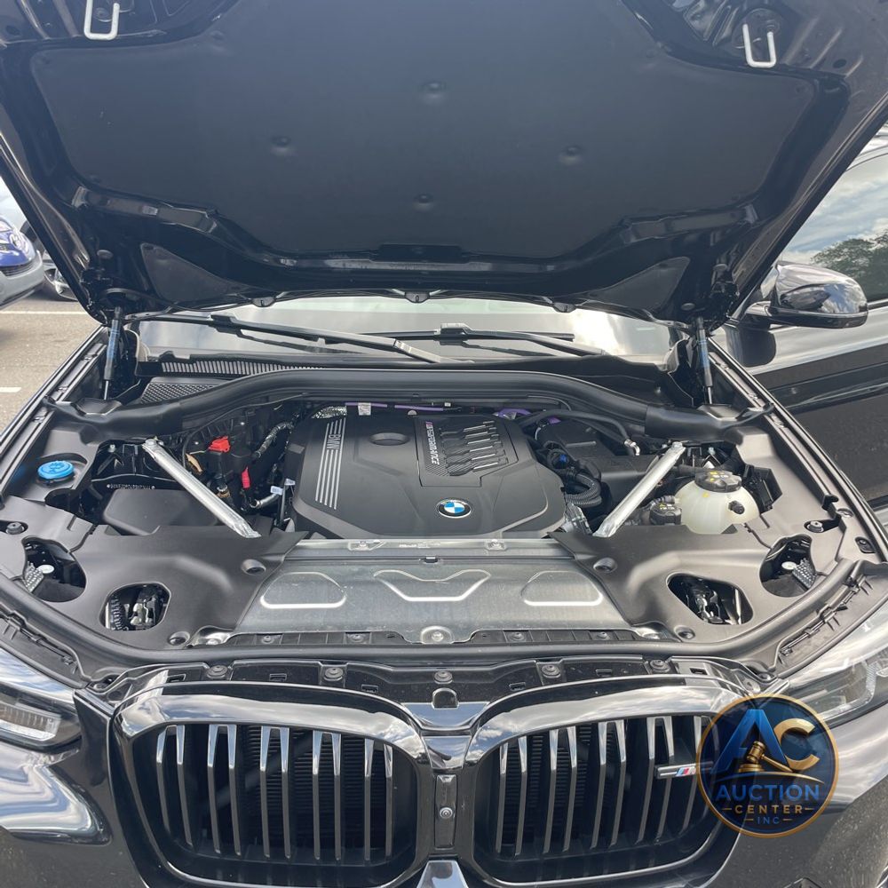 2024 BMW X3 M40i