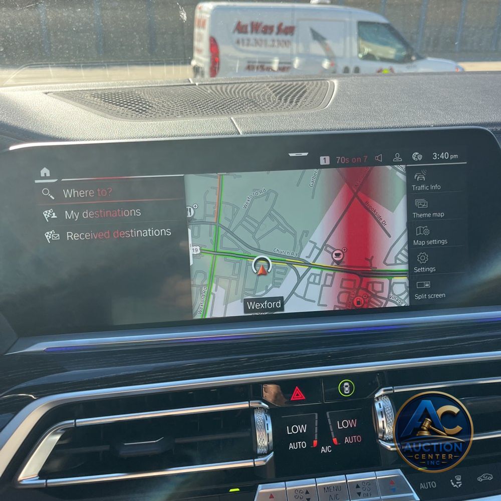 2022 BMW X7 M50i