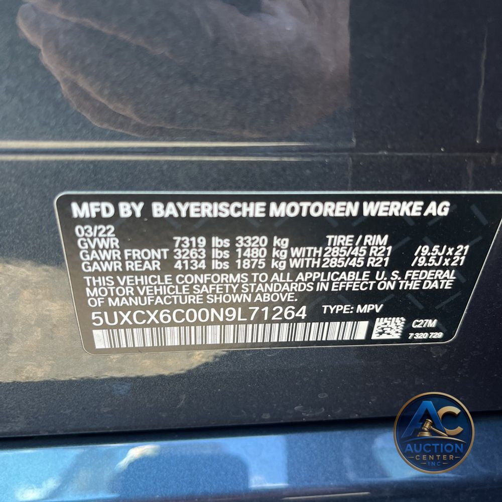 2022 BMW X7 M50i