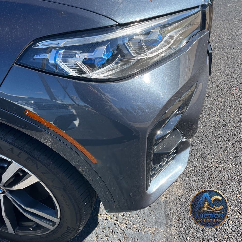 2022 BMW X7 M50i