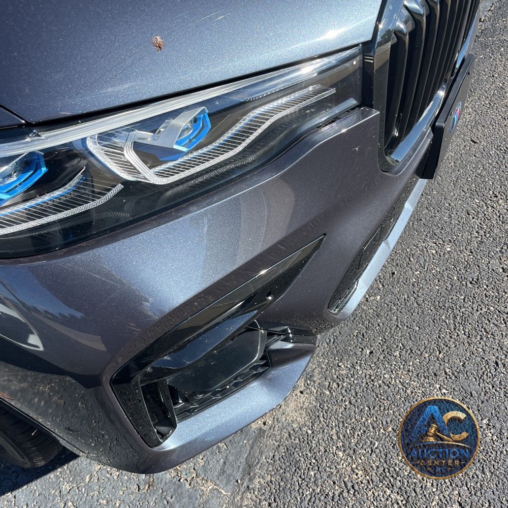 2022 BMW X7 M50i