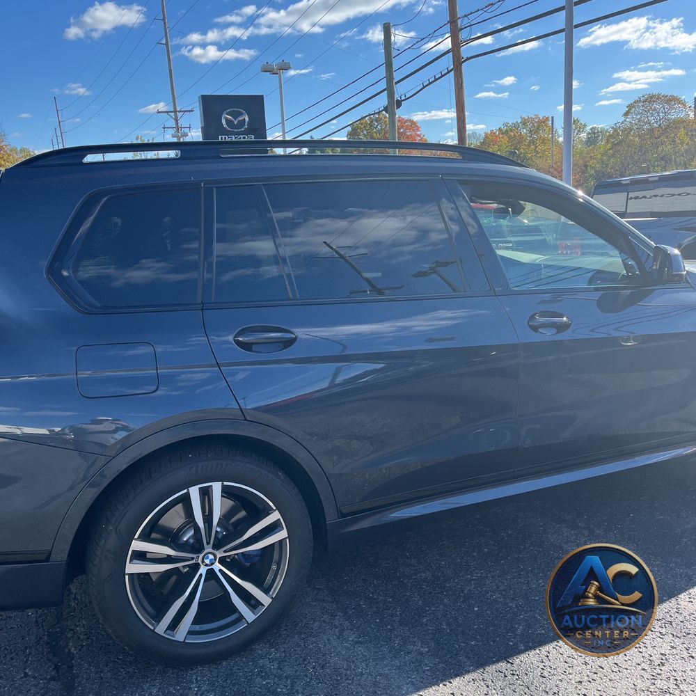 2022 BMW X7 M50i