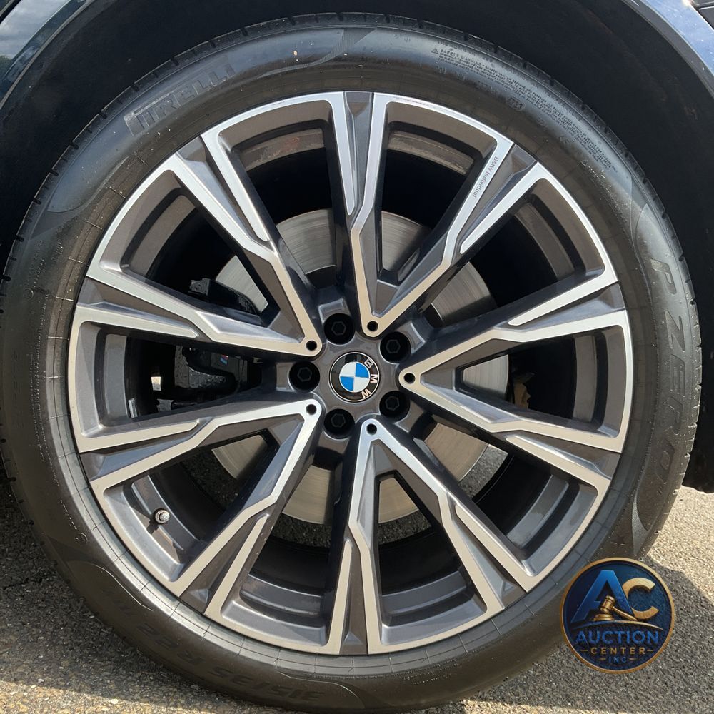 2021 BMW X7 M50i