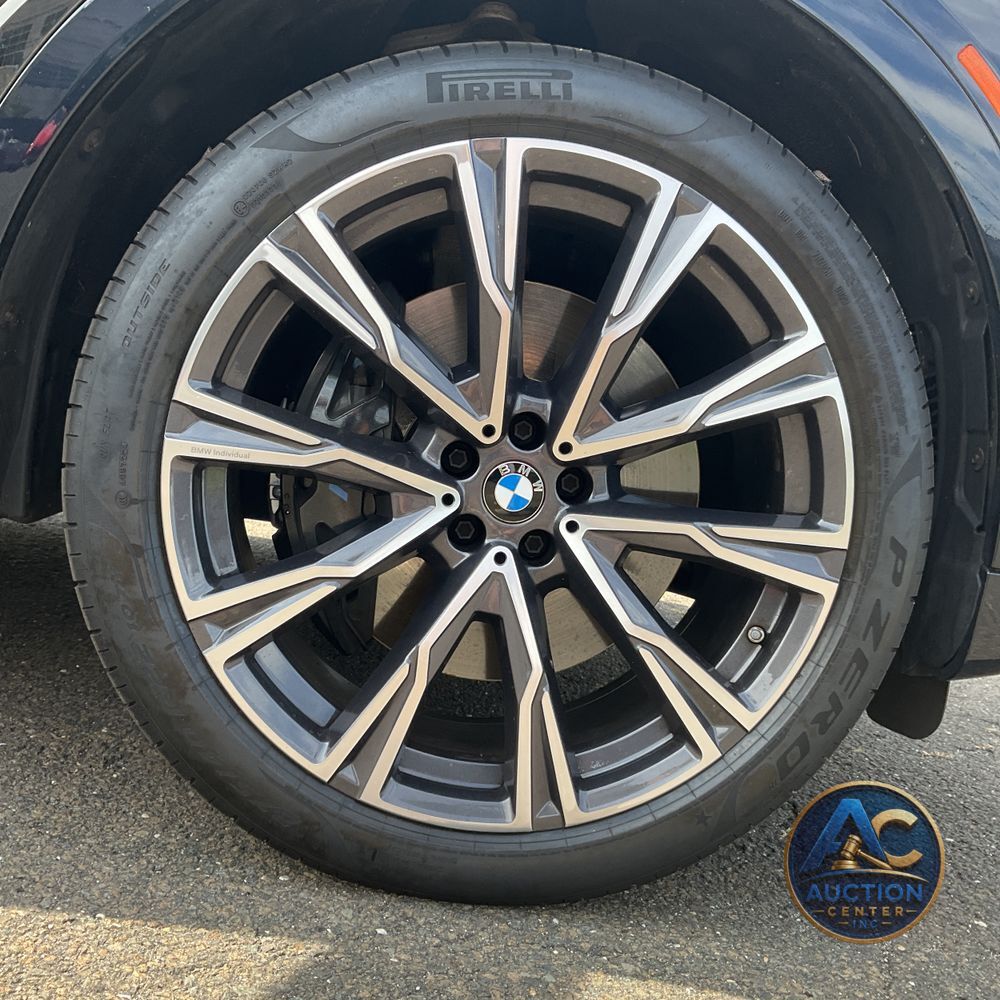 2021 BMW X7 M50i