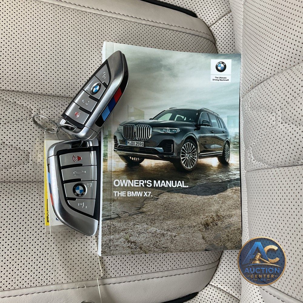 2021 BMW X7 M50i