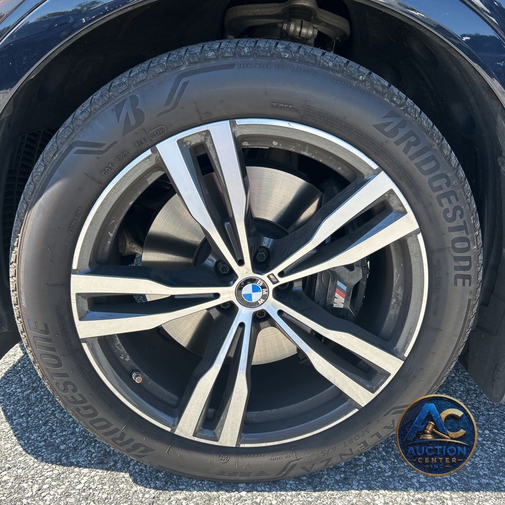 2022 BMW X7 M50i