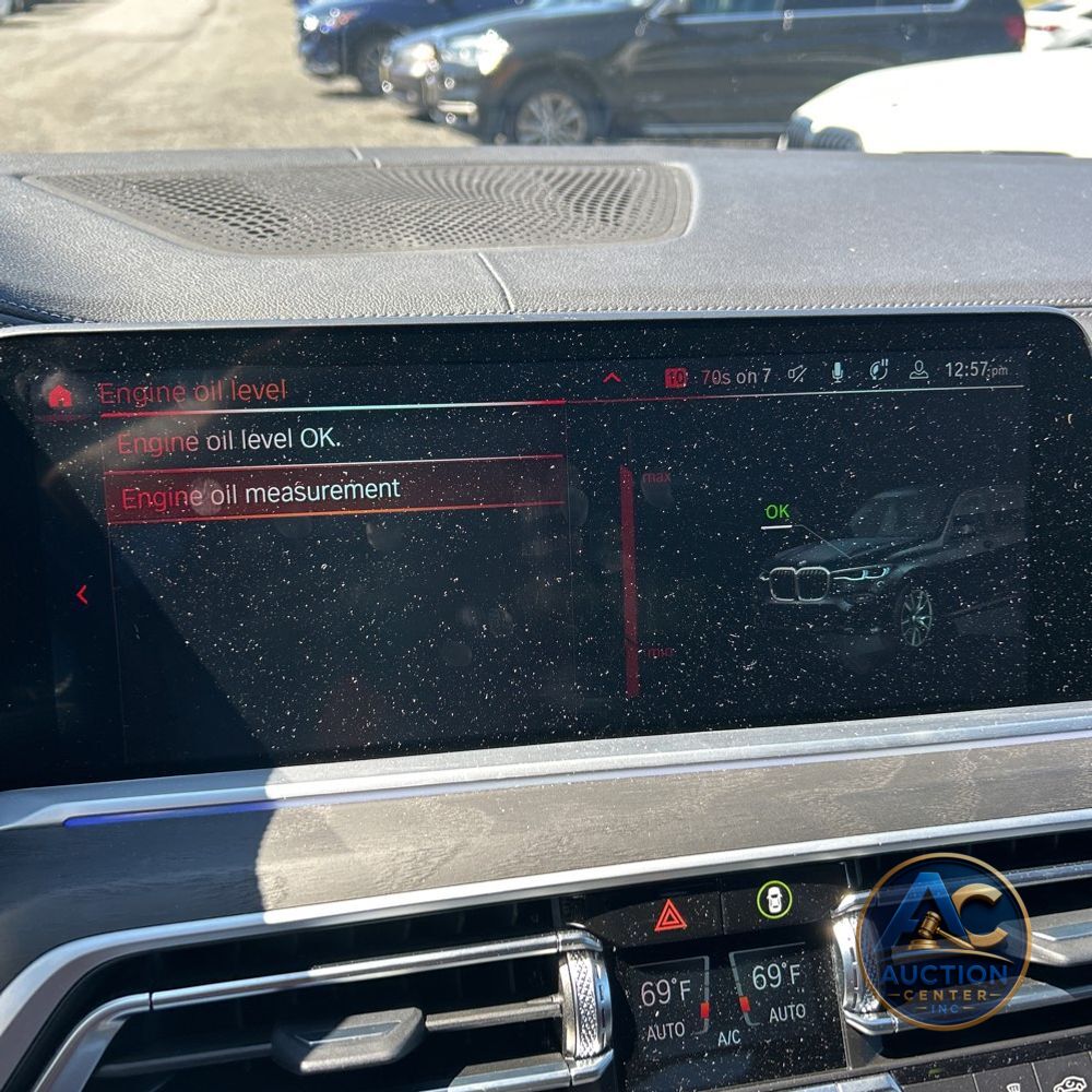 2022 BMW X7 M50i