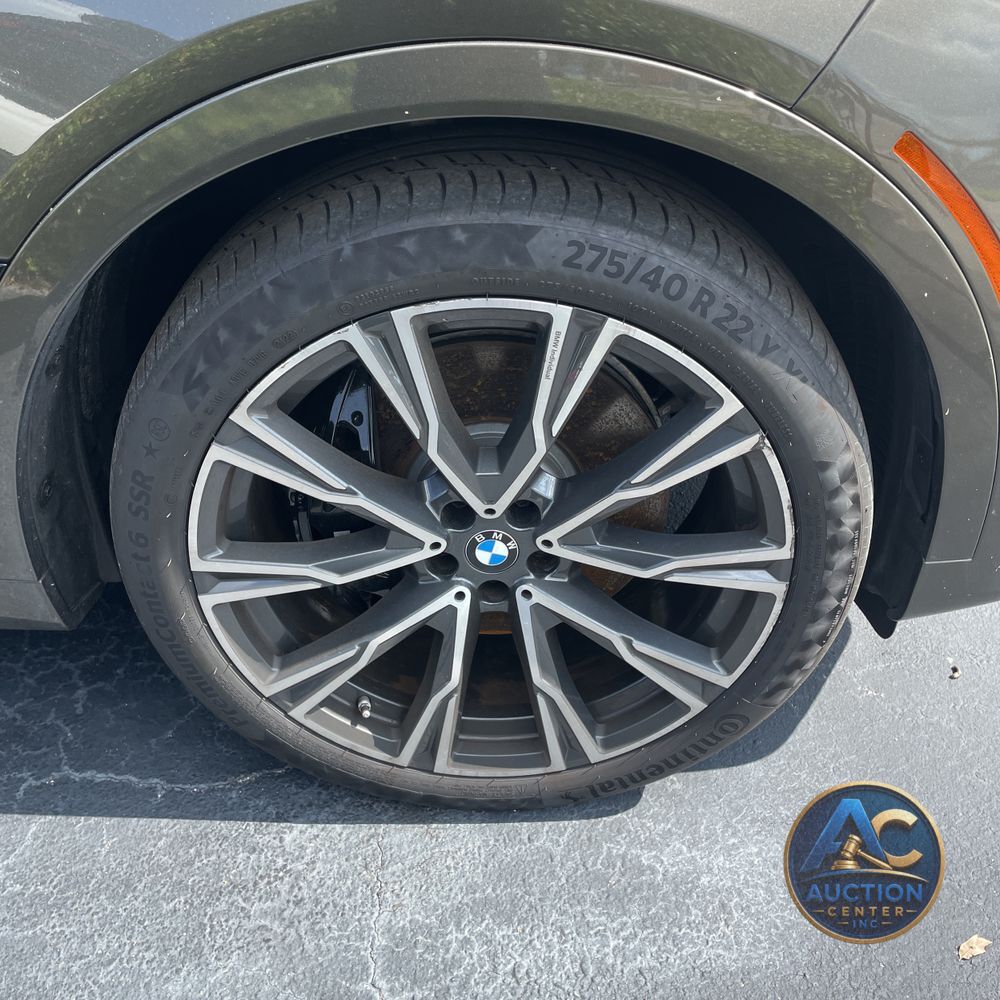 2022 BMW X7 M50i