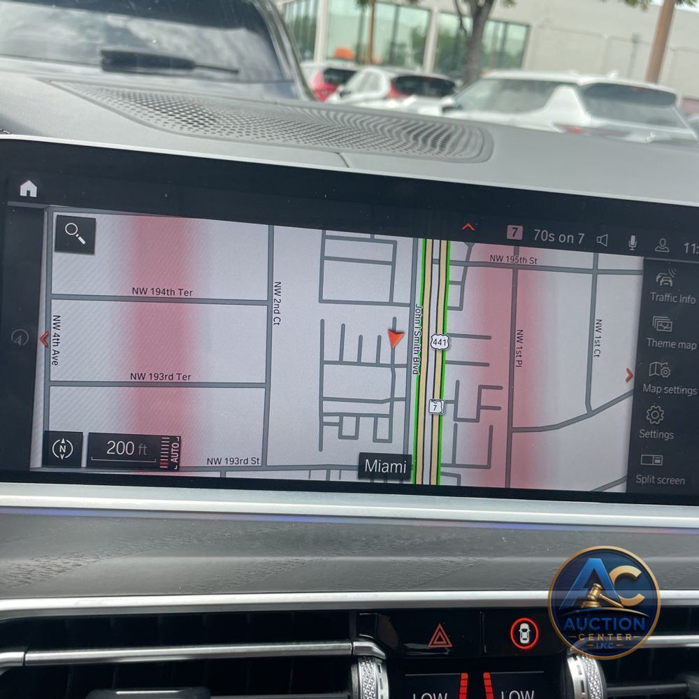 2022 BMW X7 M50i