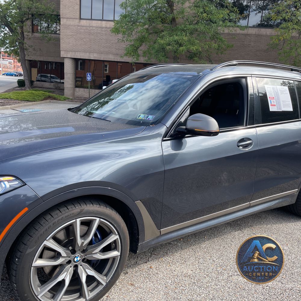 2022 BMW X7 M50i