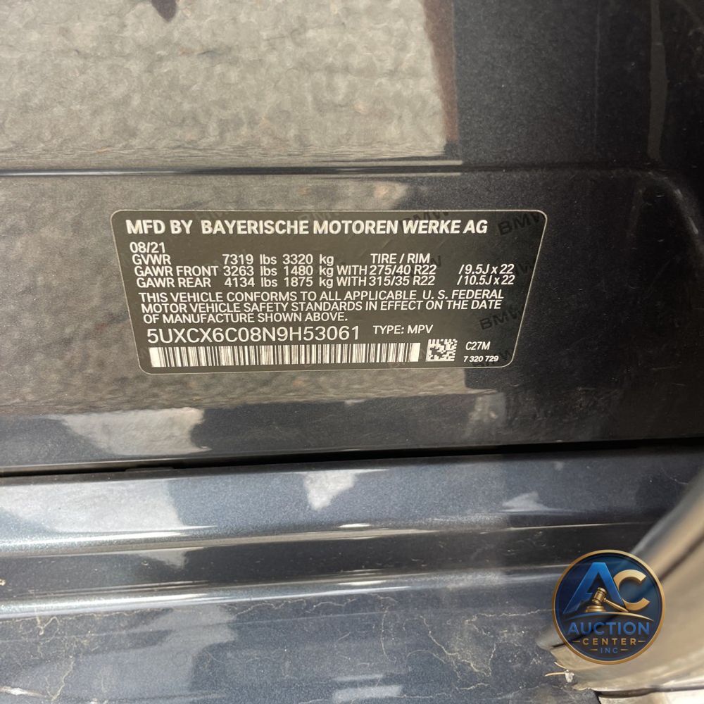 2022 BMW X7 M50i