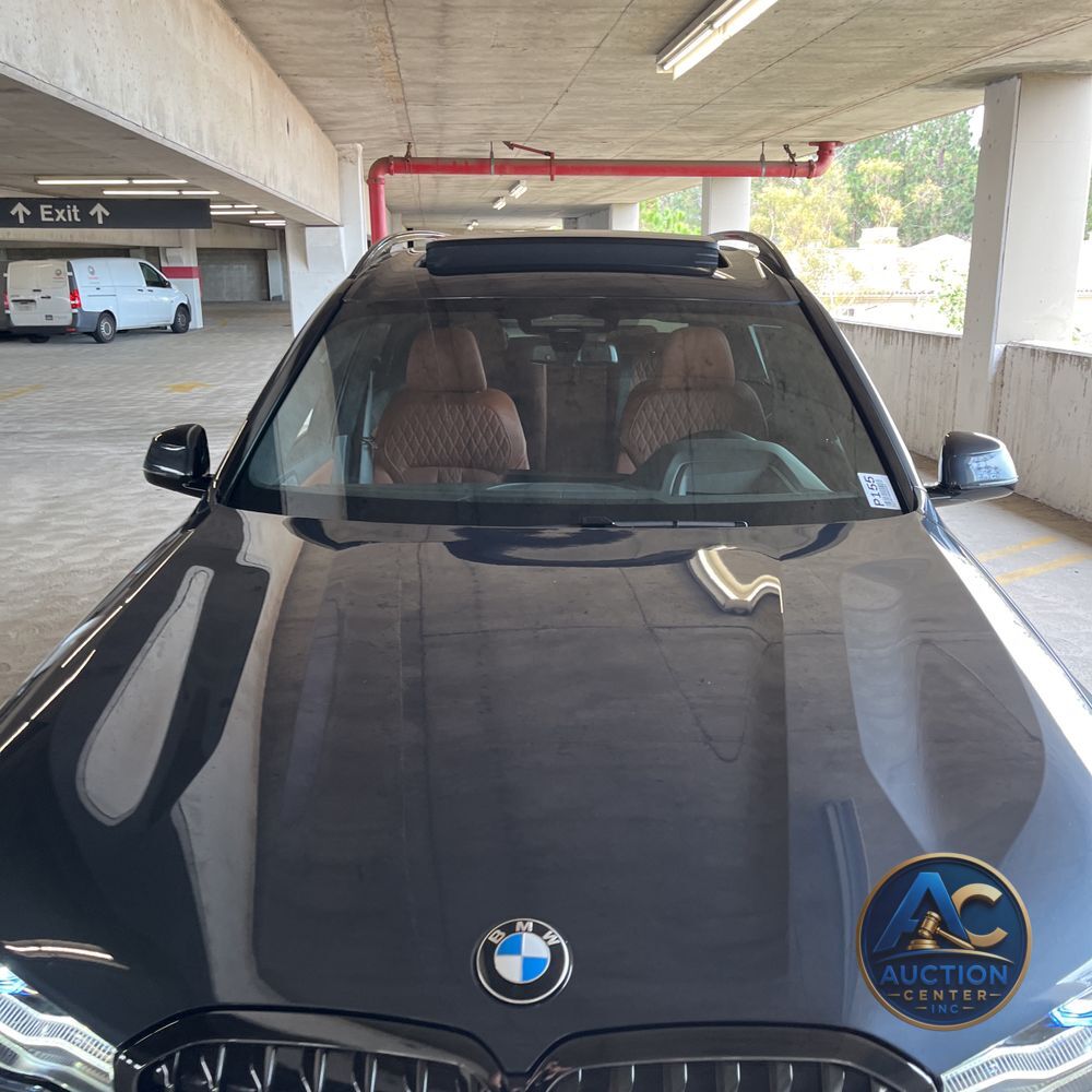 2022 BMW X7 M50i