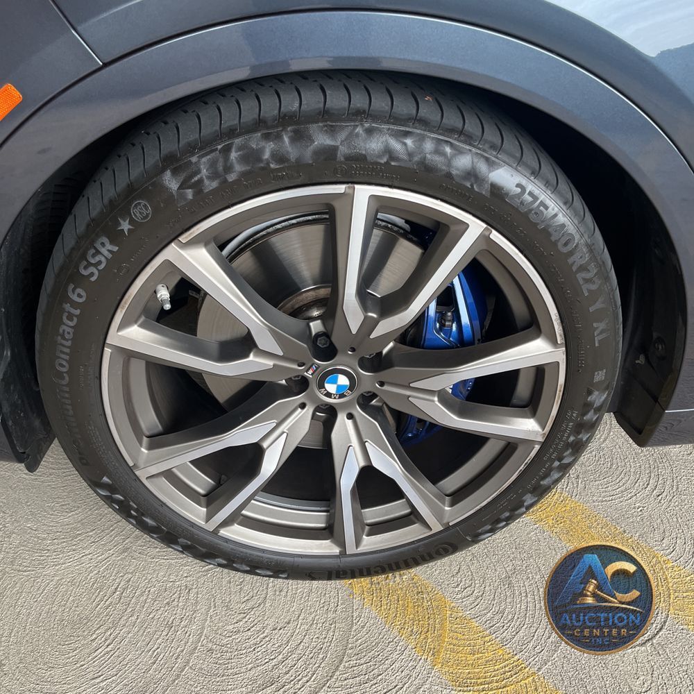2022 BMW X7 M50i