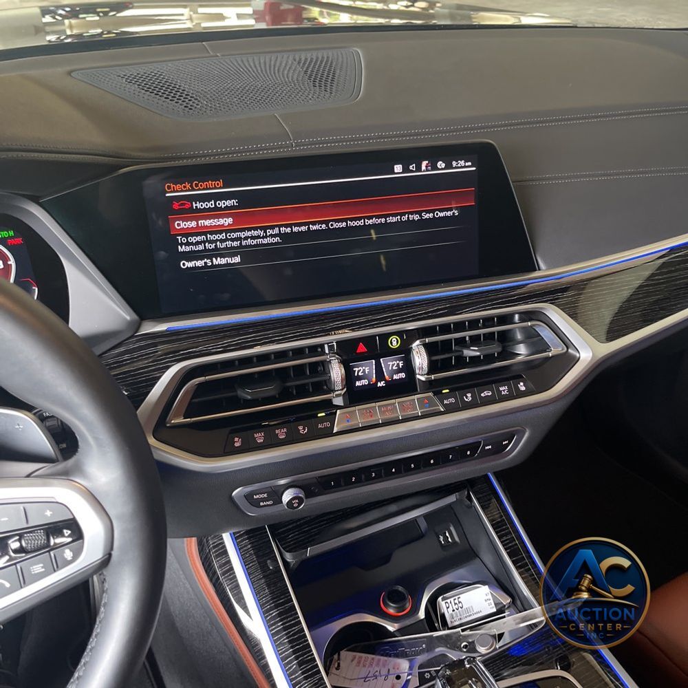 2022 BMW X7 M50i