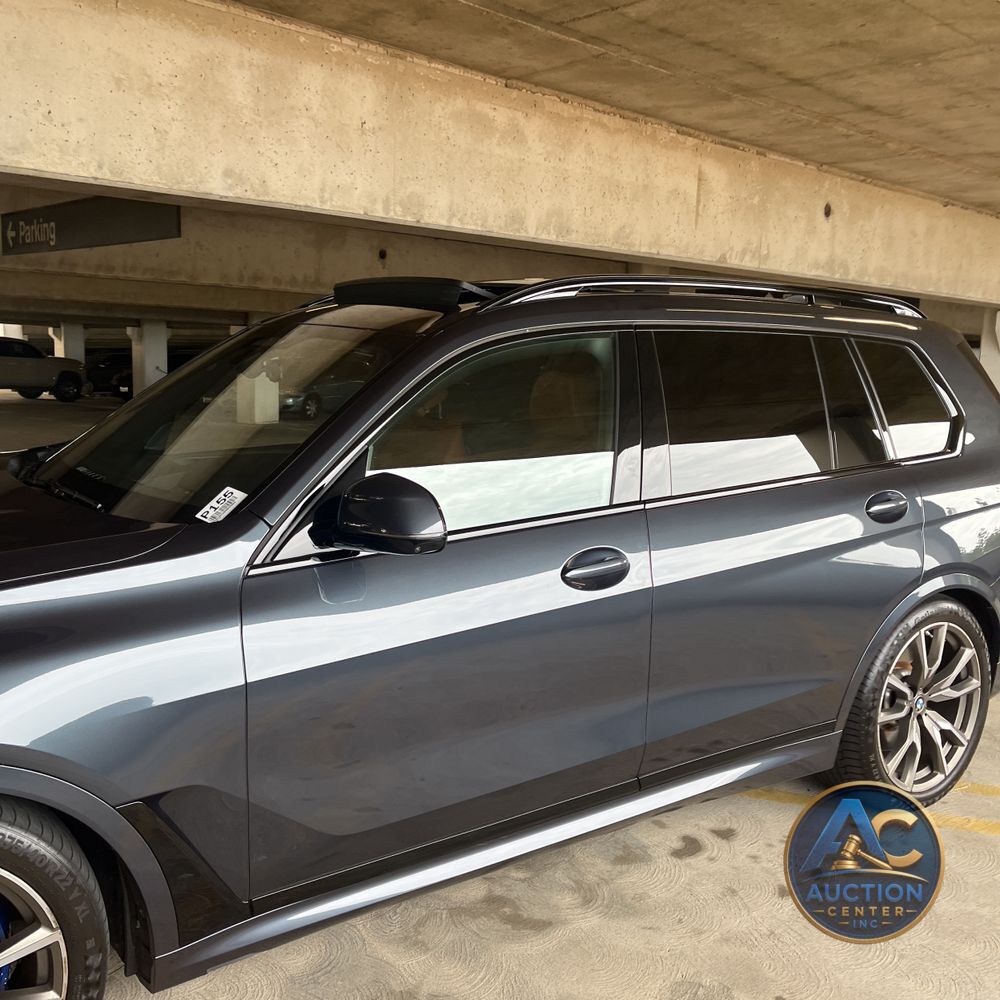 2022 BMW X7 M50i
