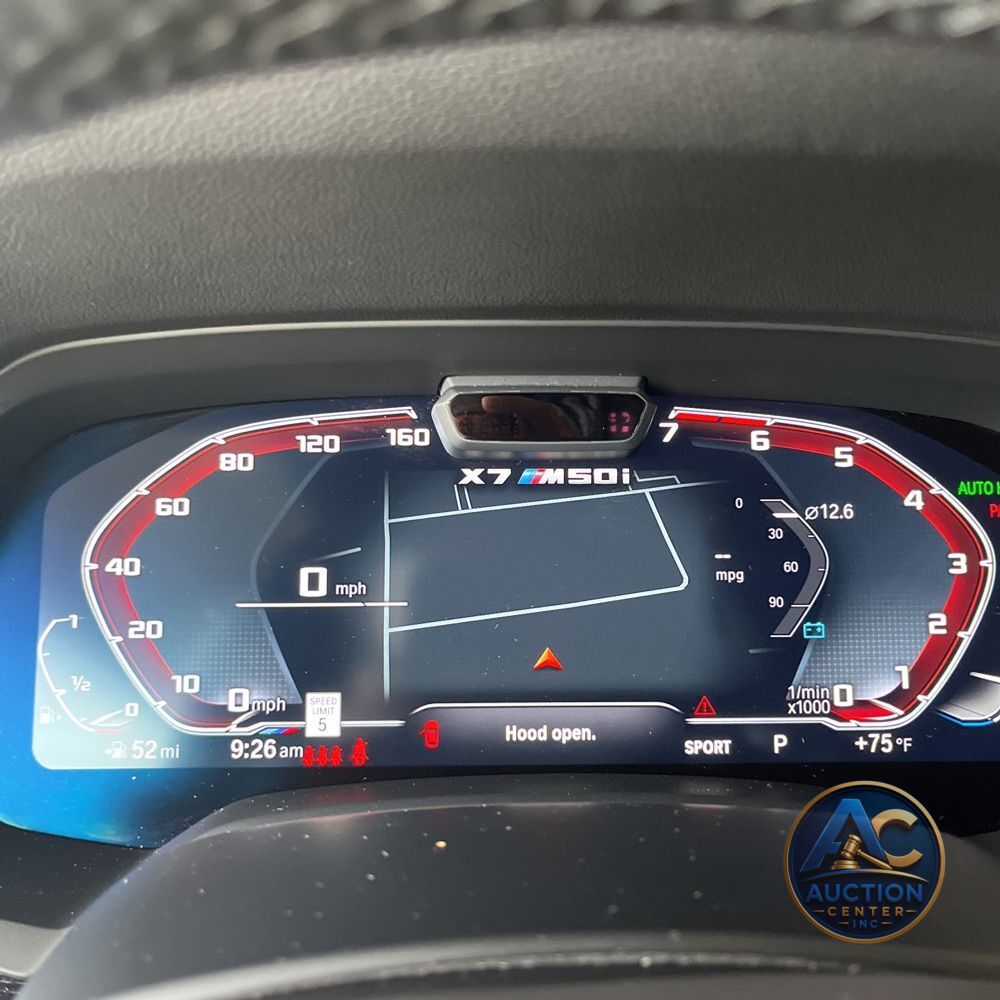 2022 BMW X7 M50i